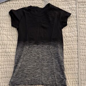 Lululemon Swiftly Tech Top